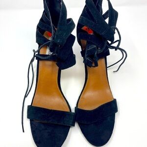 Women’s Black suede Steve Madden Heels - Size 9.5